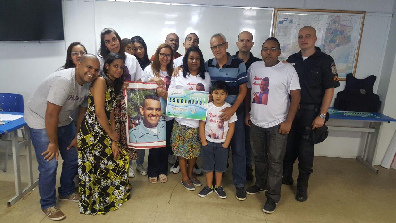 Medalha Flávio Duarte deste ano homenageará policiais mortos e feridos em serviço Medalha Flávio Duarte deste ano homenageará policiais mortos e feridos em serviço