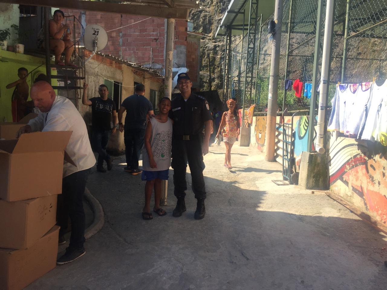 Natal Solidário - UPP Providência Natal Solidário - UPP Providência
