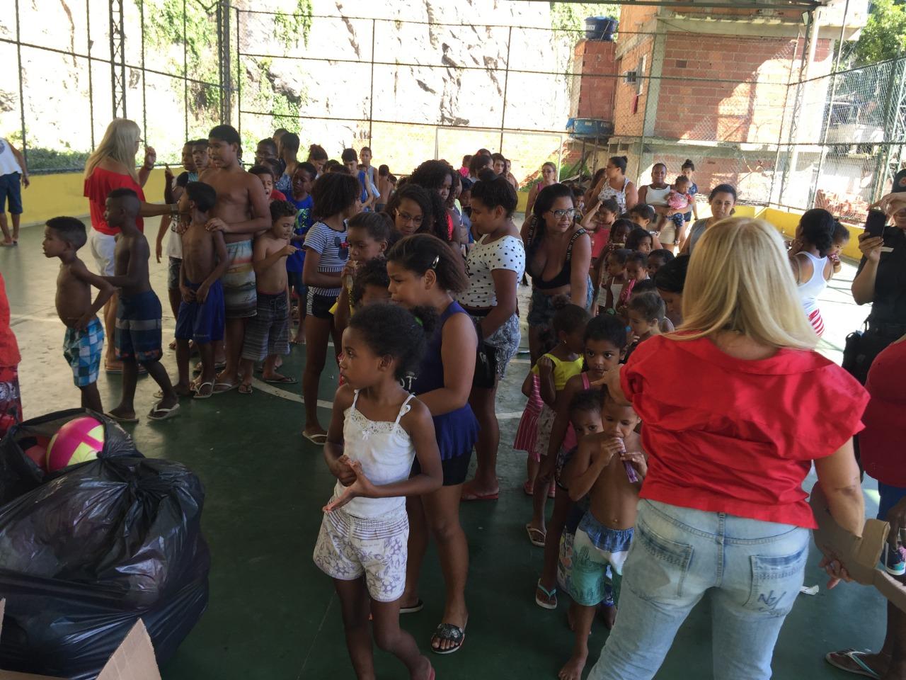 Natal Solidário - UPP Providência Natal Solidário - UPP Providência
